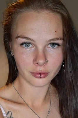 Sacha Carina from PERVECT